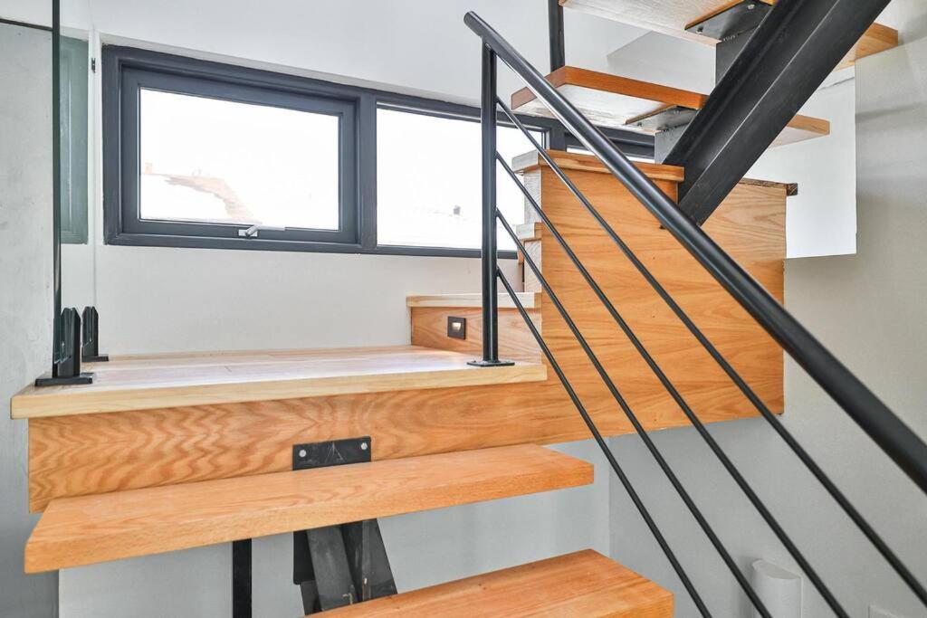 New Modern 1400 Sq Ft Coach House Near Everything Торонто Екстер'єр фото